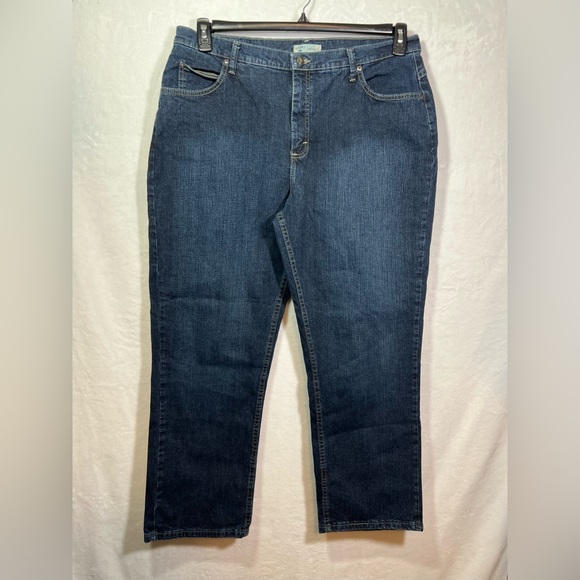 Riders by Lee Women’s Blue Relaxed Fit Jeans 18P Petite 29” Inseam - Picture 7 of 8